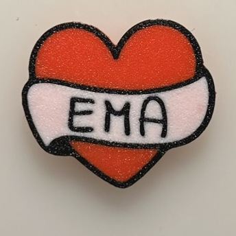 Südamega mütsimärk: EMA, ISA, VANAEMA, VANAISA